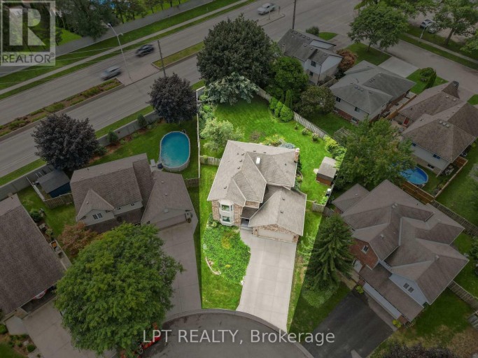 38 STONEYCREEK PLACE, London North (North C), Ontario, N5X3X4