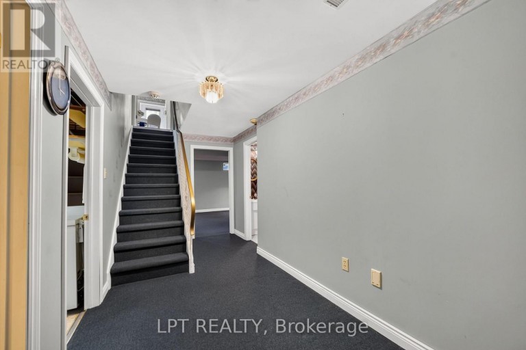 38 STONEYCREEK PLACE, London North (North C), Ontario, N5X3X4