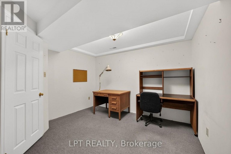 38 STONEYCREEK PLACE, London North (North C), Ontario, N5X3X4