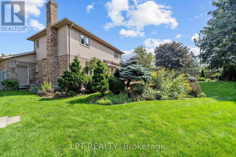38 STONEYCREEK PLACE, London North (North C), Ontario, N5X3X4