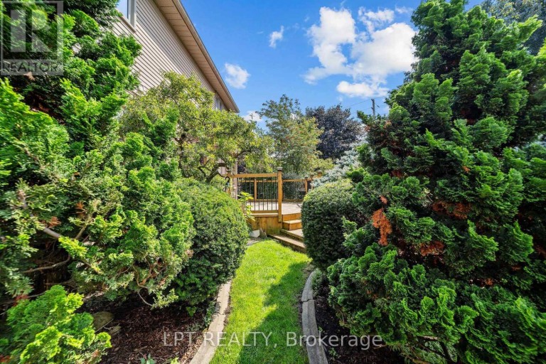38 STONEYCREEK PLACE, London North (North C), Ontario, N5X3X4