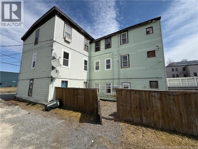 25 Meadow Street, Saint John, New Brunswick, E2K4E9