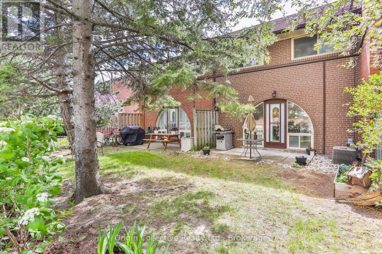40 - 10 ESTERBROOKE AVENUE, Toronto (Don Valley Village), Ontario, M2J2C2