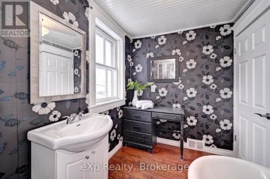 310 BARBER AVENUE N North Perth (Listowel) Ontario photo 29