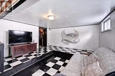 310 BARBER AVENUE N North Perth (Listowel) Ontario photo 42