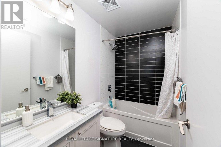 PH4 - 4011 BRICKSTONE MEWS, Mississauga (Creditview), Ontario, L5B0G3
