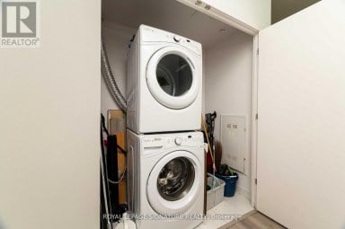 PH4 - 4011 BRICKSTONE MEWS Mississauga (Creditview) Ontario photo 5