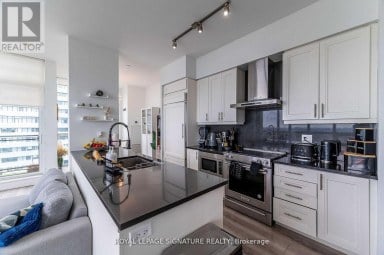 PH4 - 4011 BRICKSTONE MEWS Mississauga (Creditview) Ontario photo 8