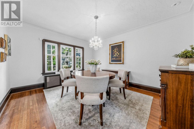 4 BRULE CRESCENT, Toronto (High Park-Swansea), Ontario, M6S4H9