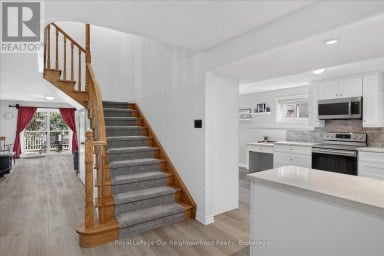 1072 SILVERDALE ROAD Peterborough (Otonabee Ward 1) Ontario photo 19