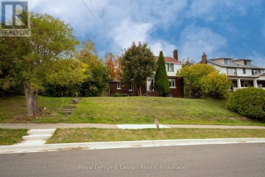82 COLLEGE STREET W Thunder Bay (College Heights) Ontario photo 1