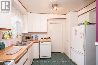 82 COLLEGE STREET W Thunder Bay (College Heights) Ontario photo 14