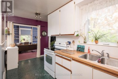 82 COLLEGE STREET W Thunder Bay (College Heights) Ontario photo 15