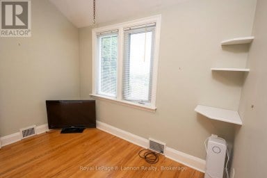 82 COLLEGE STREET W Thunder Bay (College Heights) Ontario photo 26