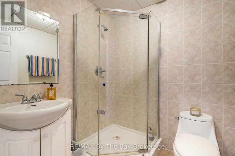83 OLD MOSLEY STREET, Wasaga Beach, Ontario, L9Z2J5