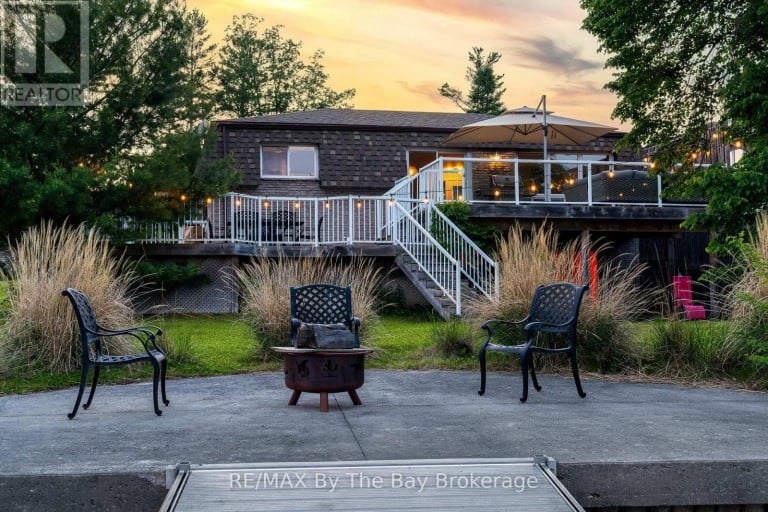 83 OLD MOSLEY STREET, Wasaga Beach, Ontario, L9Z2J5
