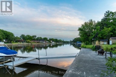 83 OLD MOSLEY STREET Wasaga Beach Ontario photo 45