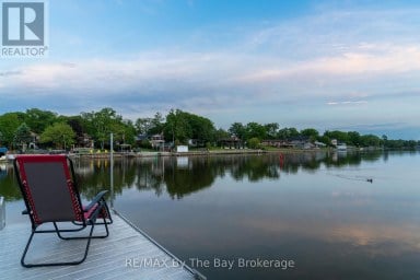 83 OLD MOSLEY STREET Wasaga Beach Ontario photo 46