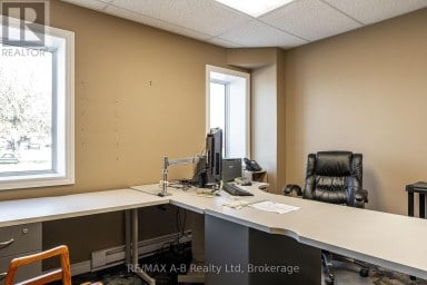 10 HUMBER STREET Stratford Ontario photo 21