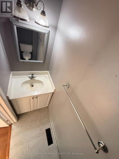 52 ROBBIE CRESCENT, Ajax (South West), Ontario, L1S3N2