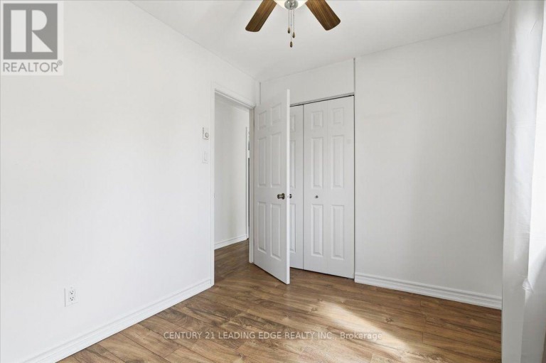 300 ANNSHEILA DRIVE, Georgina (Keswick South), Ontario, L4P3A5