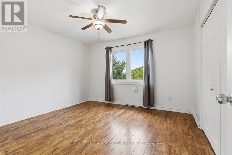 300 ANNSHEILA DRIVE, Georgina (Keswick South), Ontario, L4P3A5
