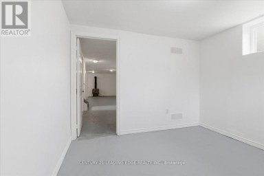 300 ANNSHEILA DRIVE Georgina (Keswick South) Ontario photo 34