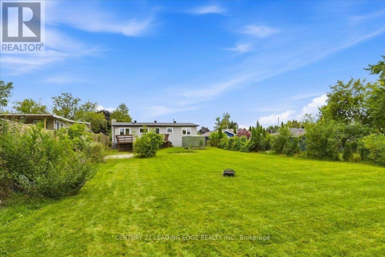 300 ANNSHEILA DRIVE, Georgina (Keswick South), Ontario, L4P3A5