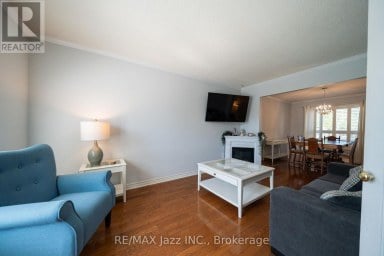 110 FREELAND AVENUE Clarington (Bowmanville) Ontario photo 9