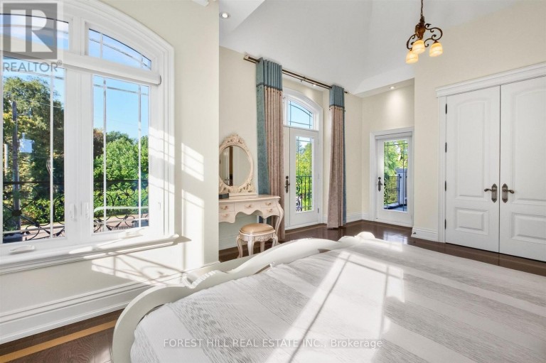 4 FIFESHIRE ROAD, Toronto (St. Andrew-Windfields), Ontario, M2L2G5