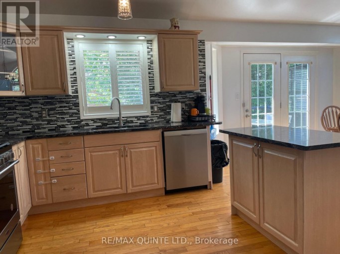 65 GLENBURNIE DRIVE, Quinte West (Murray Ward), Ontario, K8V5P4