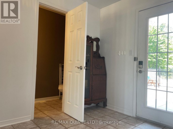 65 GLENBURNIE DRIVE, Quinte West (Murray Ward), Ontario, K8V5P4