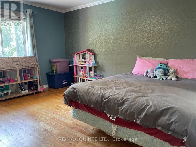 65 GLENBURNIE DRIVE, Quinte West (Murray Ward), Ontario, K8V5P4