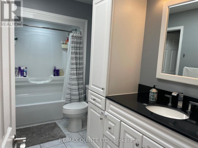 65 GLENBURNIE DRIVE, Quinte West (Murray Ward), Ontario, K8V5P4