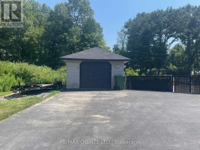 65 GLENBURNIE DRIVE, Quinte West (Murray Ward), Ontario, K8V5P4