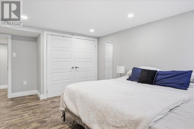 854 KAWARTHA DRIVE Peterborough (Monaghan Ward 2) Ontario photo 24
