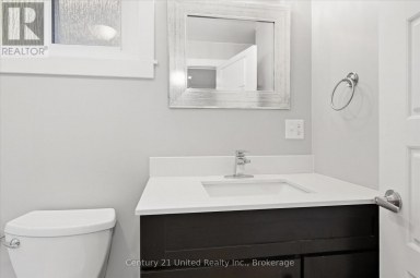 854 KAWARTHA DRIVE Peterborough (Monaghan Ward 2) Ontario photo 25
