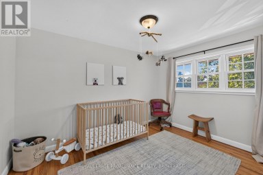 289 AVENUE ROAD Kingston (West of Sir John A. Blvd) Ontario photo 22
