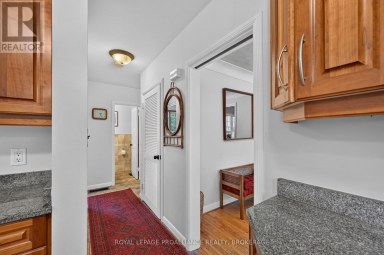 289 AVENUE ROAD Kingston (West of Sir John A. Blvd) Ontario photo 9