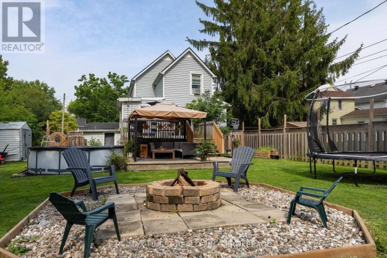 348 CHARLES STREET N, Gananoque, Ontario, K7G1V4
