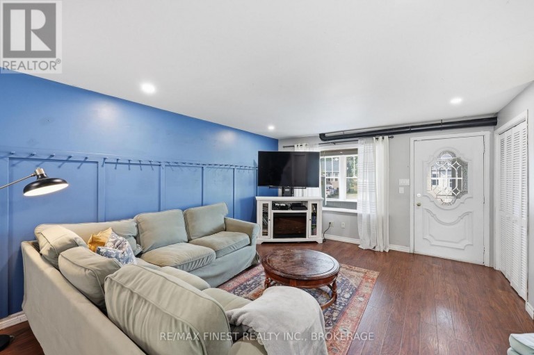 348 CHARLES STREET N, Gananoque, Ontario, K7G1V4