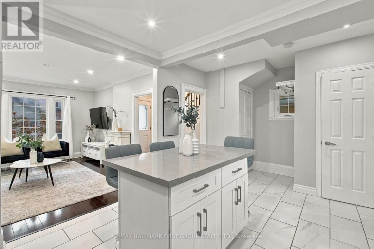 97 OLIVE AVENUE, Oshawa (Central), Ontario, L1H2P1
