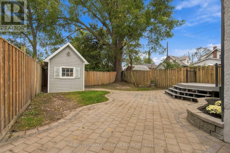 97 OLIVE AVENUE, Oshawa (Central), Ontario, L1H2P1