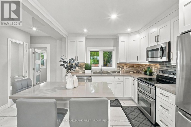 97 OLIVE AVENUE, Oshawa (Central), Ontario, L1H2P1
