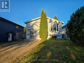 550 LANARK CRESCENT Thunder Bay (County Park) Ontario photo 1