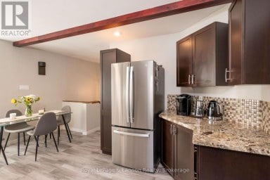550 LANARK CRESCENT Thunder Bay (County Park) Ontario photo 13