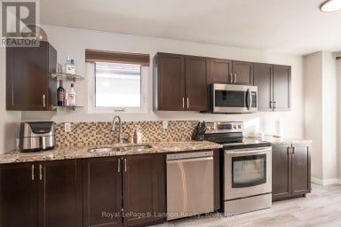 550 LANARK CRESCENT Thunder Bay (County Park) Ontario photo 14