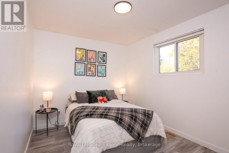 550 LANARK CRESCENT, Thunder Bay (County Park), Ontario, P7A7V6