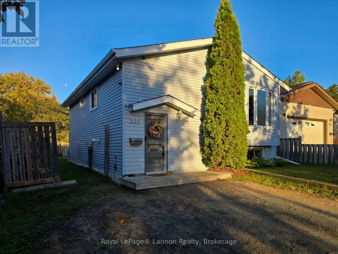 550 LANARK CRESCENT, Thunder Bay (County Park), Ontario, P7A7V6