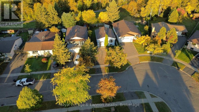 550 LANARK CRESCENT, Thunder Bay (County Park), Ontario, P7A7V6